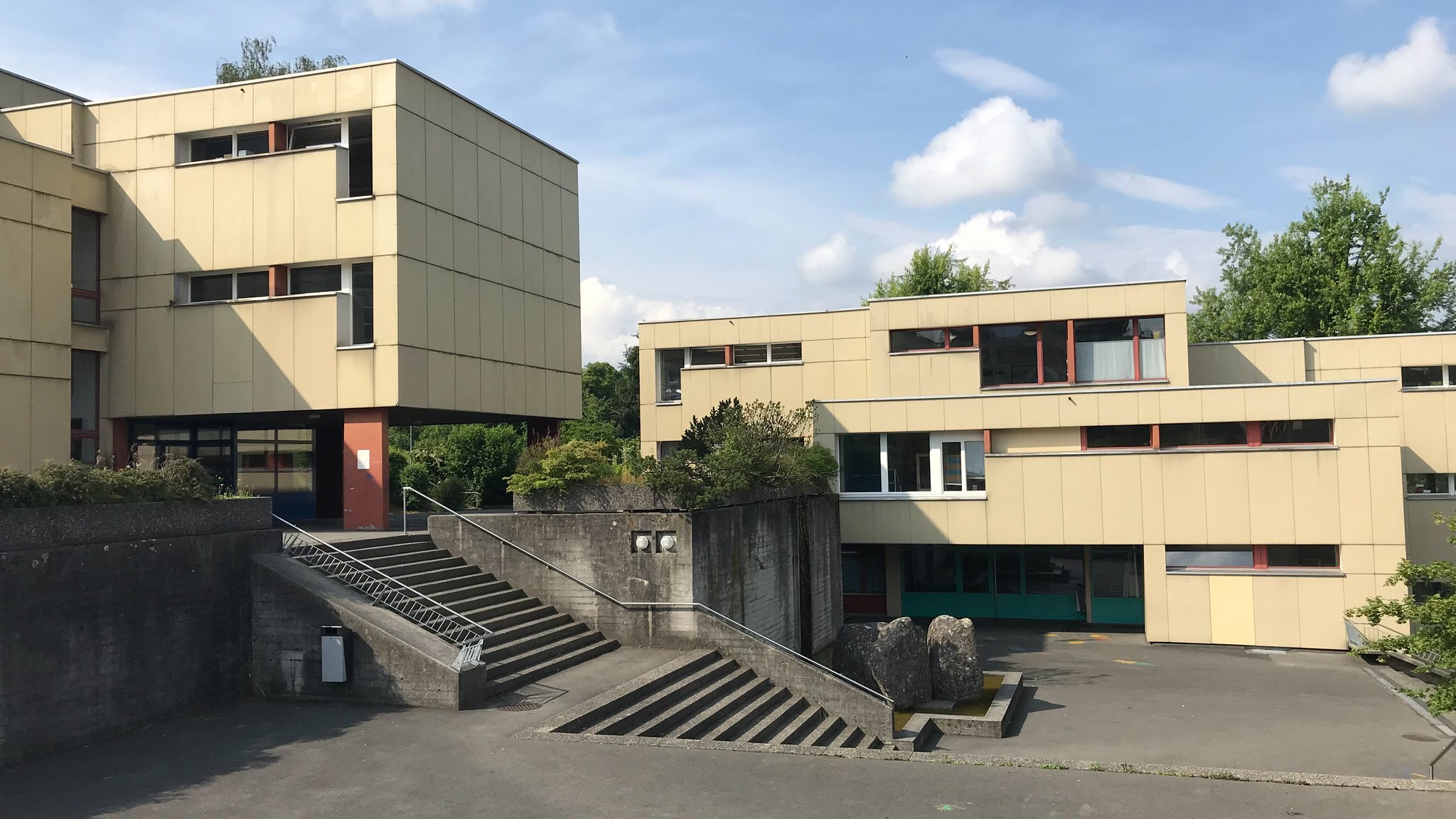 Schulhaus Sagen